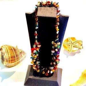 Semi-precious seashells necklace